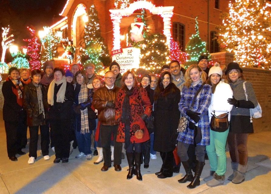 From Manhattan: 4-Hour Christmas Lights Luxury Bus Tour - Crossing into Brooklyn and entering Dyker Heights