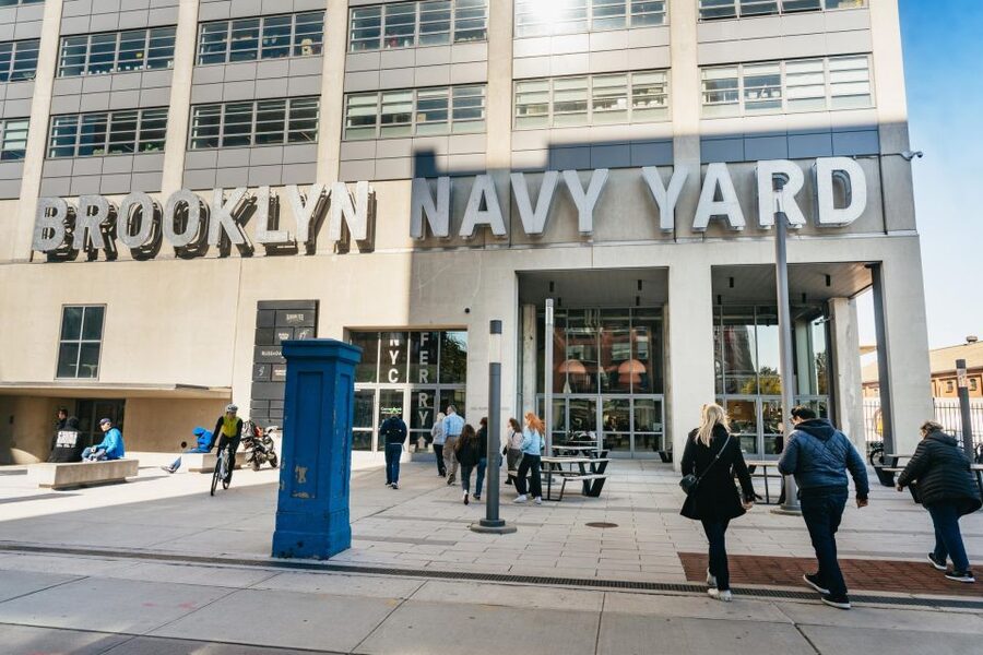 From Manhattan: Half-Day Brooklyn Food and Culture Bus Tour - Brooklyn Bridge Park and the Manhattan skyline