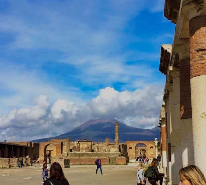From Naples: Pompeii and Vesuvius by Bus - The climb at Mount Vesuvius