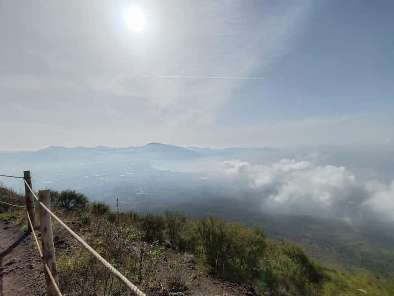 From Naples: Pompeii and Vesuvius by Bus - Getting back to Naples at 4:30 p.m.