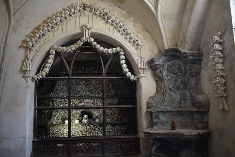 From Prague: Half-Day Coach Tour to Kutná Hora - Italian Court, mining, and the limits of a half-day
