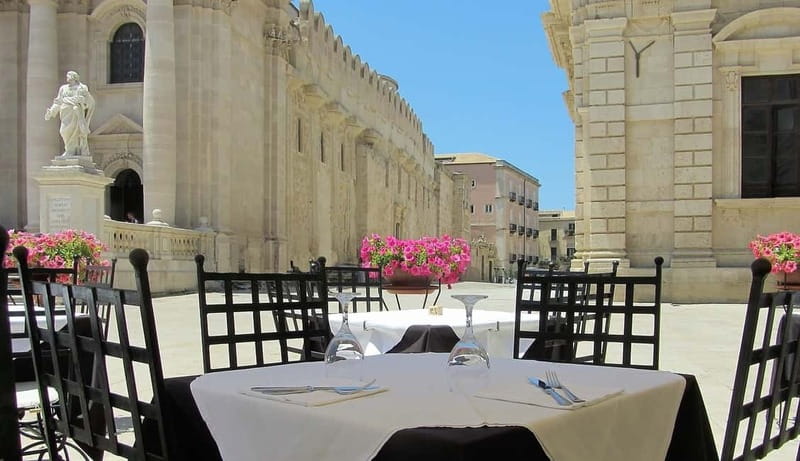 From Taormina: Syracuse and Noto Guided Day Trip by Bus - Why this day trip works