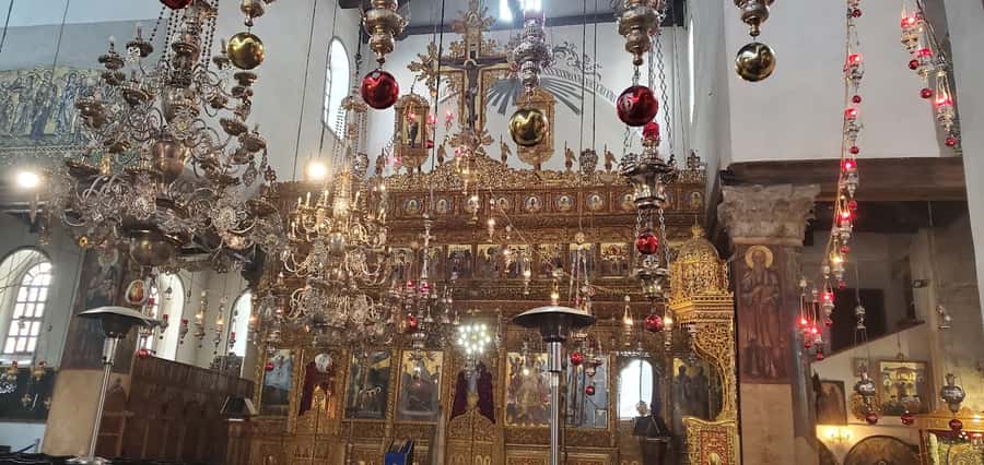 From Tel Aviv: Jericho, Jordan River, and Bethlehem Bus Tour - The olive wood workshop and local craft