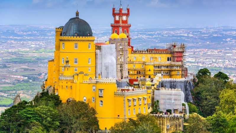 From/To Lisbon: Sintra Hop-on Hop-off Tickets + Audio Guide - Rossio Square is where the day really begins