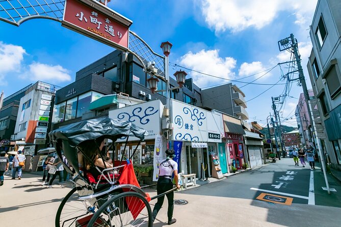 From Tokyo: Kamakura & Enoshima 1-Day Bus Tour - What the guides add to the day