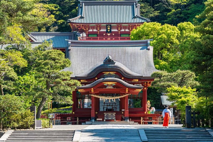 From Tokyo: Kamakura, Great Buddha, and Enoshima Bus Tour - Ending near Shibuya Crossing