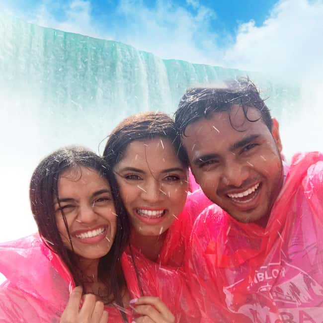 From Toronto: Niagara Falls Bus Tour with Boat Cruise - The 1.5-hour ride to Niagara Falls