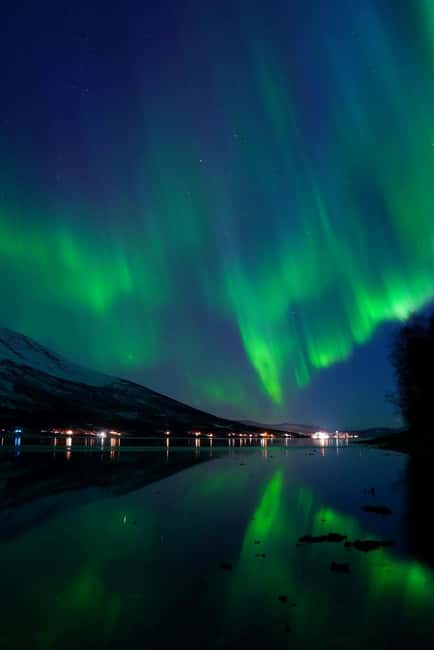 From Tromsø: Aurora Bus Tour with Snacks, Photos, and Drinks - Key points at a glance
