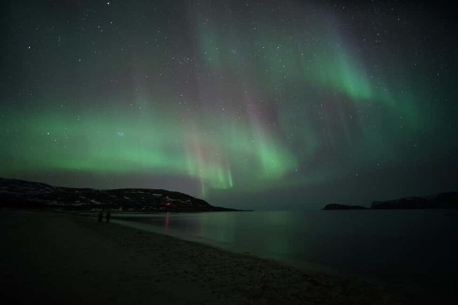 From Tromsø: Aurora Bus Tour with Snacks, Photos, and Drinks - What the 7-hour route feels like