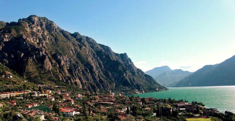 Full-Day Lake Garda Tour: Bus & Public Boat with Guide - Should you book it?