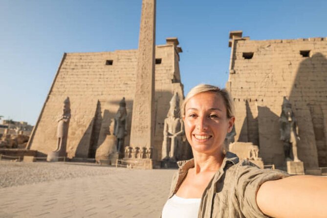 Full-Day Super Luxor Valley of Kings Tour from Hurghada by Bus - Temple of Hatshepsut rewards a slower look