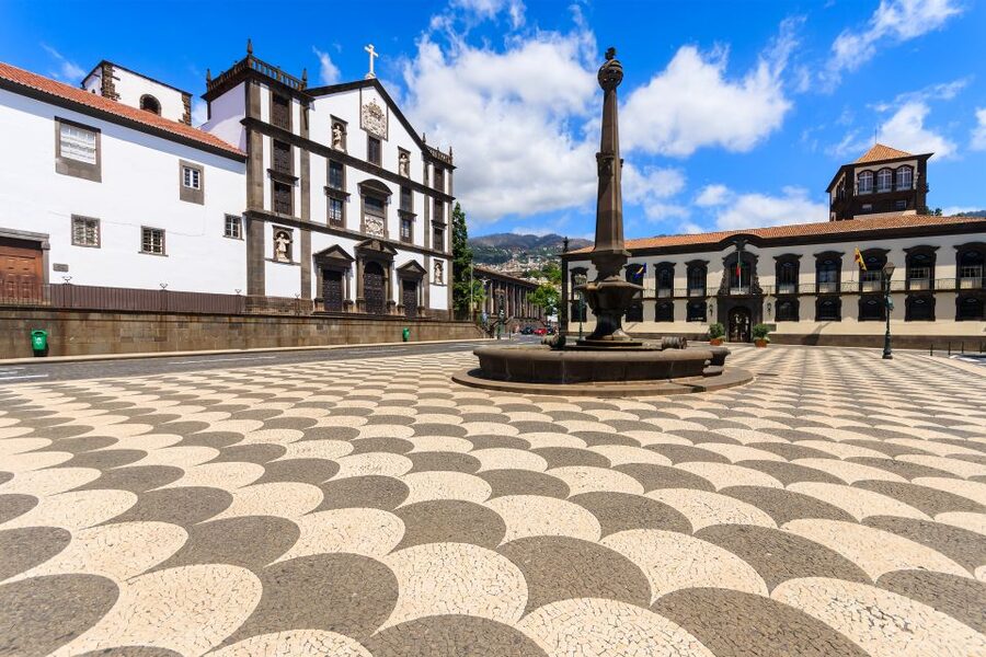 Funchal: Hop-On Hop-Off Bus Tour - How often the buses run