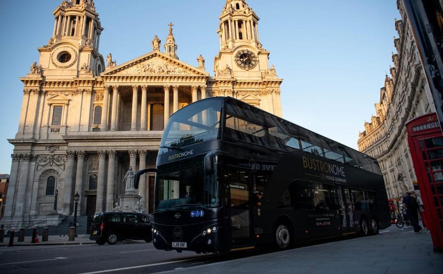 Gastronomic 6-course fine-dining dinner on Luxury London Bus - Royal Courts of Justice, St Paul’s, and London Bridge