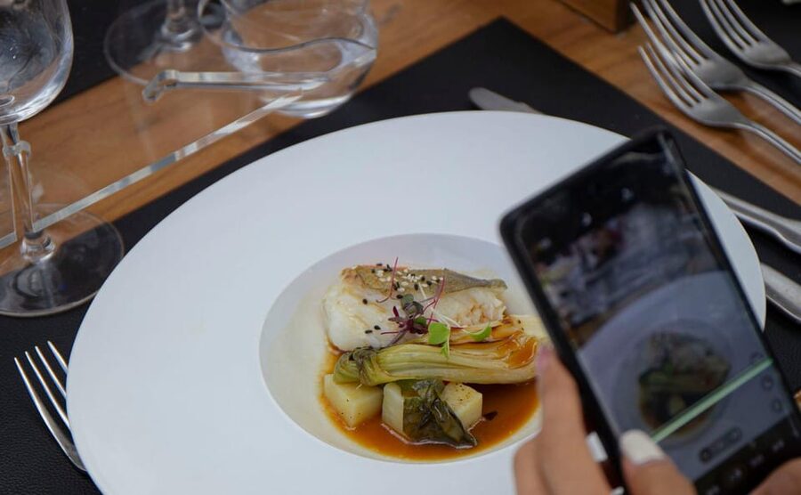 Gastronomic 6-course fine-dining dinner on Luxury London Bus - What $242 buys you