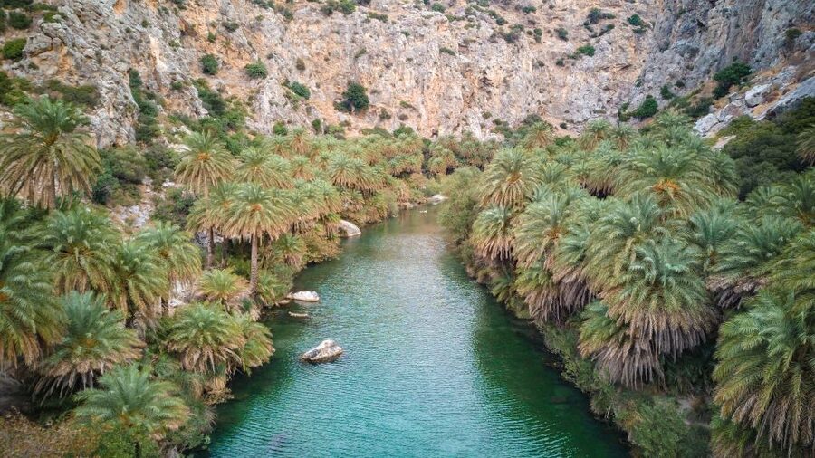 Georgioupolis: Preveli Palm Beach Day Trip by Bus and Boat - The bus ride south from Georgioupolis