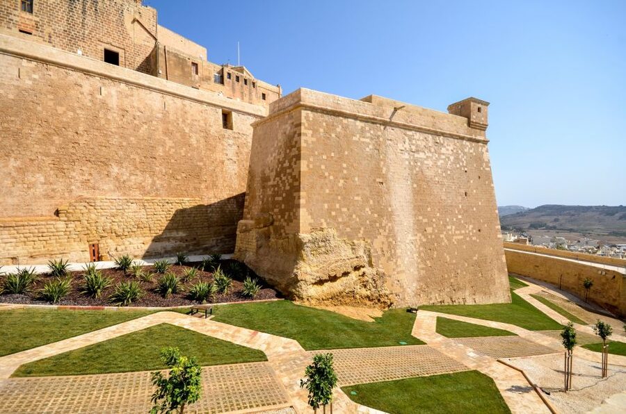 Gozo Day Pass Ferry and Hop-on Hop-off buses with audio Tour - Blue Route 2: Marsalforn, Ramla, and Ġgantija