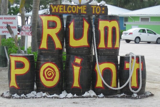 Grand Cayman Private Customized Bus Tour - What the guides add to the day