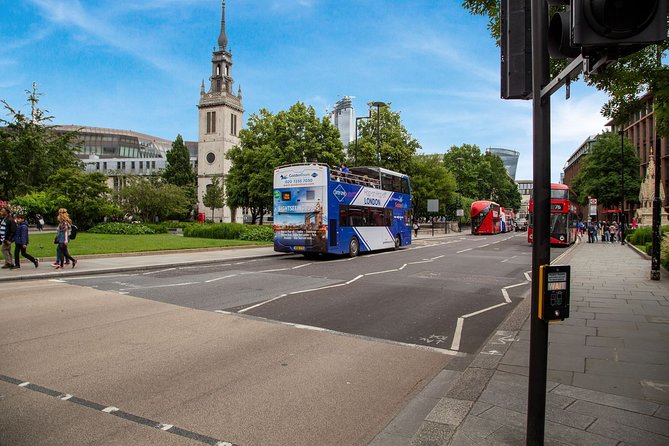 Gray Line London Hop-On Hop-Off Bus Tour with Optional Cruise - Kensington, museums, and Notting Hill