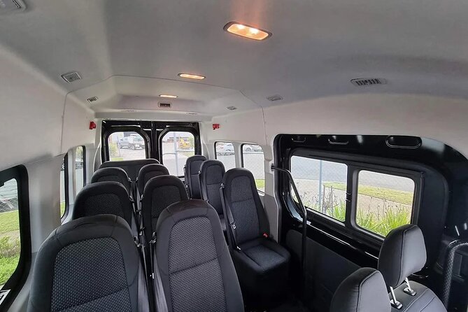 Great Ocean Road Tour Reverse –SML GRP-DLUX Mini Bus Hotel Pickup - A short rainforest walk at Melba Gully