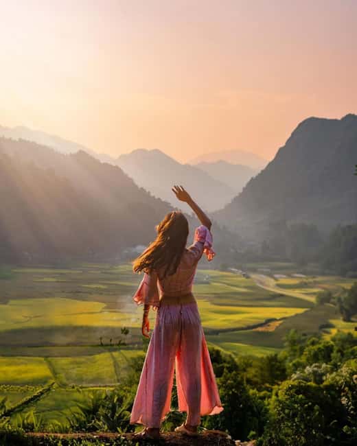 Ha Giang Loop Adventure: 3D2N Full Packages - VIP Bus Hanoi - Dong Van and the H’mong King’s Palace