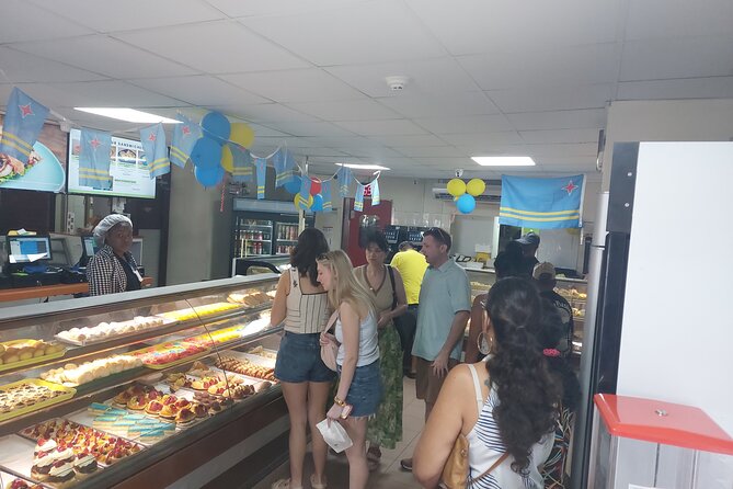 Half-Day Aruba Sightseeing Tour & Beach in an Air-condition Bus - What the guides add to the ride
