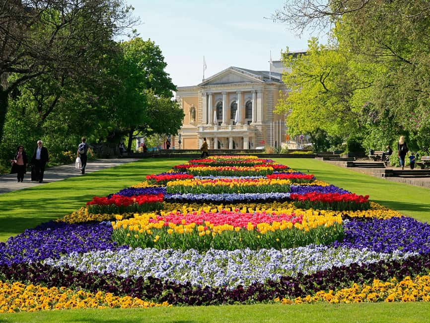 Halle (Saale) : Die Stadtrundfahrt mit dem Bus - Halle Zoo and the Landesmuseum für Vorgeschichte