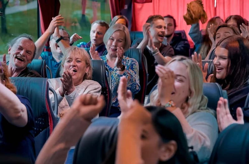 Hamburg: 1.5-Hour International Karaoke Bus Tour - The music: international hits, German new wave, and Hamburg songs