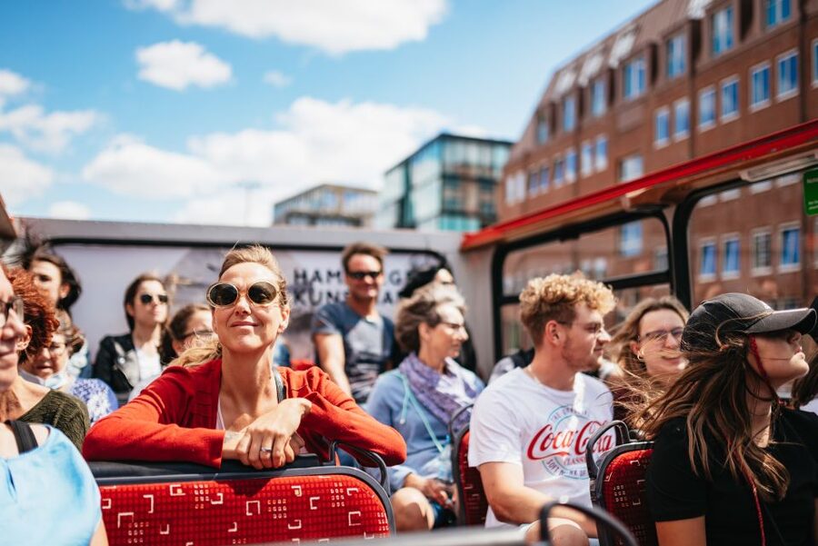 Hamburg: Hop-On Hop-Off Bus with Harbor Cruise - Choosing the one-hour or two-hour harbor cruise