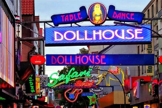 Hamburg: Hop-On Hop-Off Tour - Yellow Double Decker - Who should book this Hamburg bus tour?