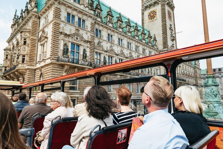 Hamburg: Line A Sightseeing Hop-On Hop-Off Bus Tour - Elbphilharmonie, Überseequartier, and HafenCity