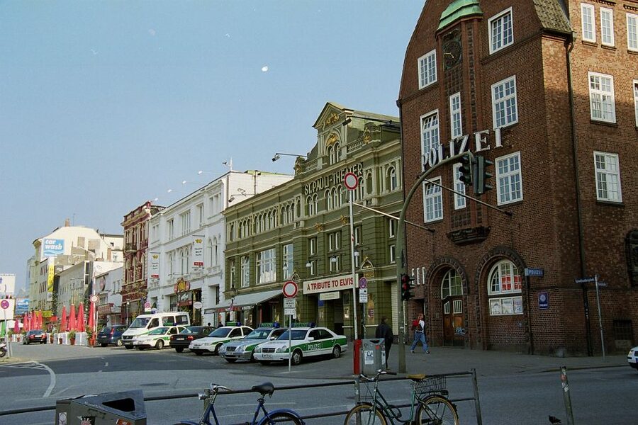 Hamburg: Line F Hop-On Hop-Off Bus and Boat Tour - St. Michaelis Church, Hamburg’s landmark church