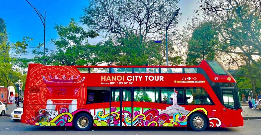 Hanoi: 4 Hour Hop on Hop off Bus Tour - Hoan Kiem Lake, Saint Joseph Cathedral, and the central streets