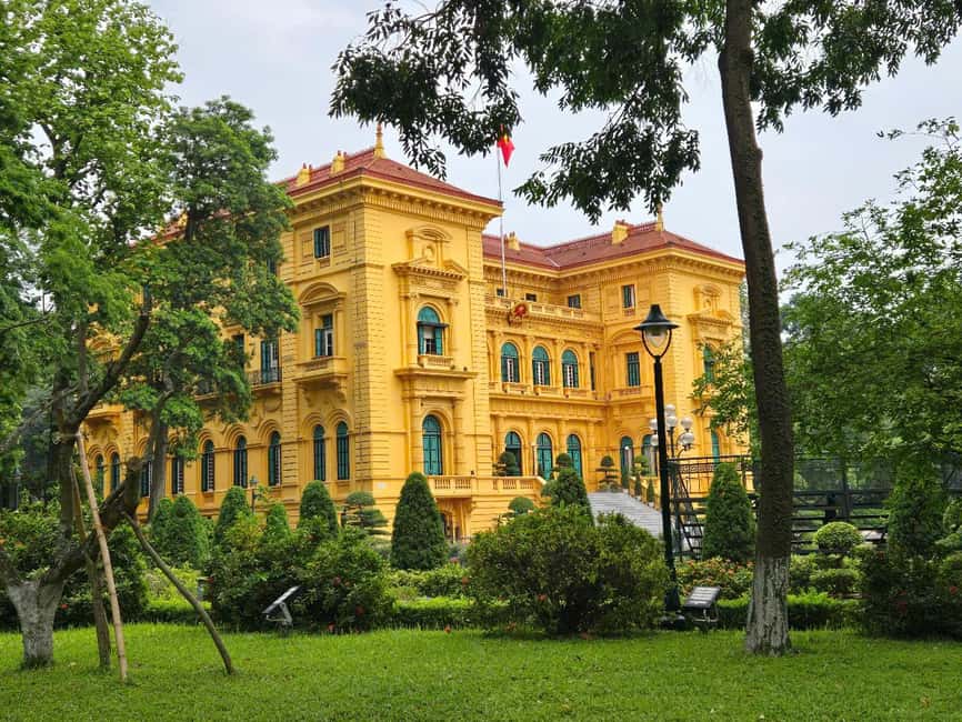 Hanoi City Tour: Bat Trang, Train Street, Lunch & Luxury Bus - The Temple of Literature at 13:30