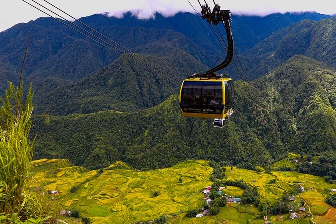 Hanoi to Fansipan Peak 2-Day Bus Tour plus Lodging, Meals, and Pickup - The long road from Hanoi to Sapa