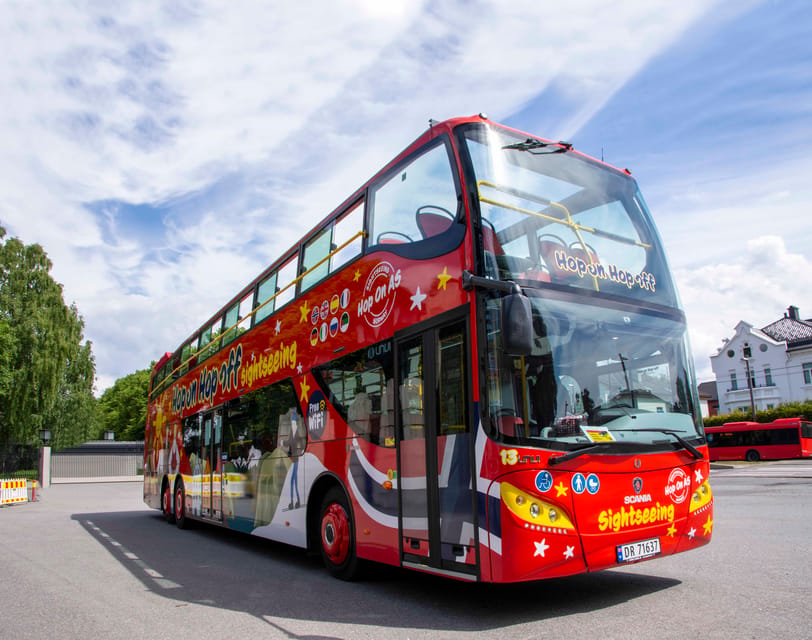 Haugesund: 1-Day Hop-On Hop-Off Sightseeing Bus GrayLine - Smedasundet and the restaurant area