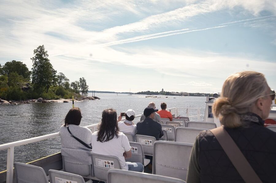 Helsinki: Hop-On Hop-Off Bus Tour & City Highlights Cruise - Linnanmäki adds a family-friendly option