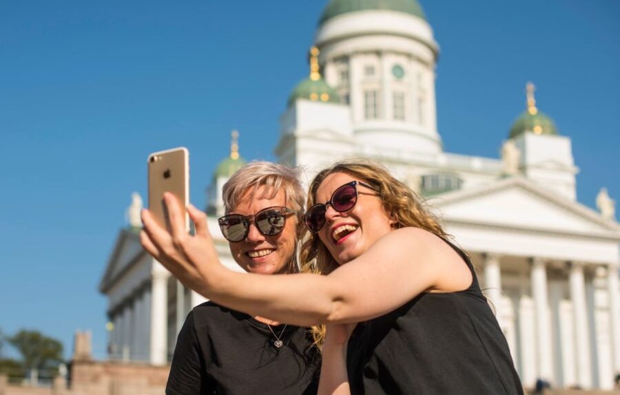 Helsinki: Hop-On Hop-Off City Bus Tour - Parks, markets, and Helsinki’s western side