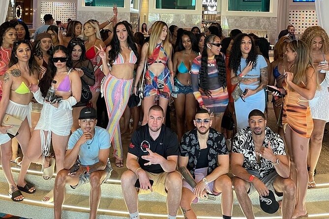 Hip Hop Pool Tour with Party Bus in Las Vegas - What the $50 package really gives you