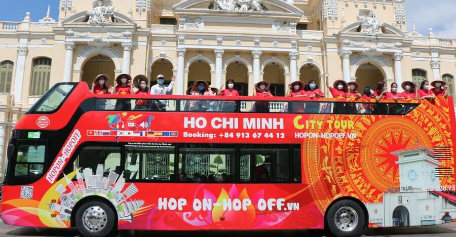 Ho Chi Minh City: Panoramic City Bus Tour - Commentary, seating, and onboard comfort