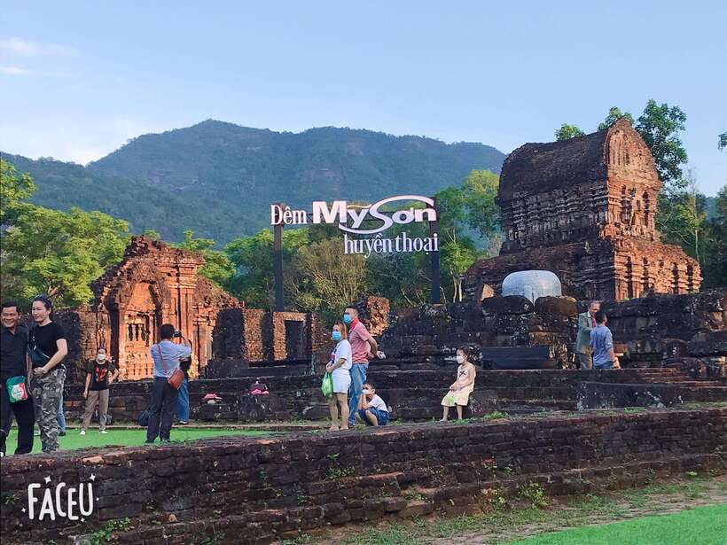 Hoi An: My Son Ruins; Bus-Boat-Cultural Show-Lunch-Guide - Key points to know before you book
