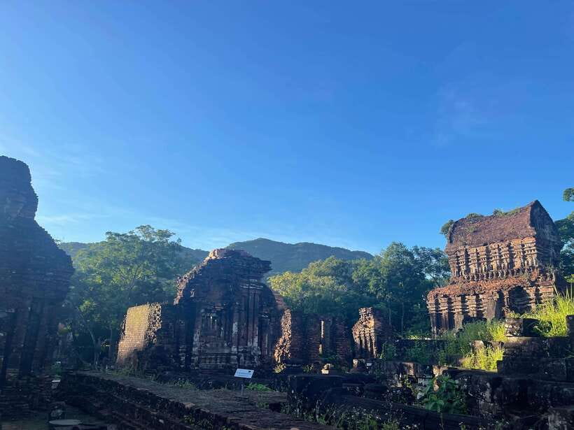 Hoi An: My Son Ruins: Guide-Bus-Boat-Cultural Show-Lunch - Hotel Pickup From Hoi An