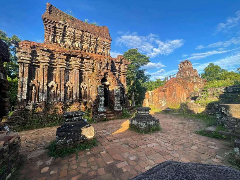 Hoi An: My Son Ruins: Guide-Bus-Boat-Cultural Show-Lunch - Exploring My Son’s Temple Towers
