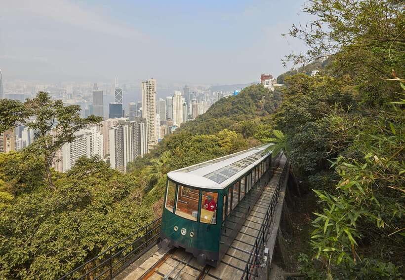 Hong Kong: Fast Track Peak Tram & Big Bus Hop-On, Hop-Off - Central: start beside the harbour