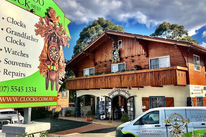 Hop on Hop Off Bus - Tamborine Mountain - Scenic Rim views and the chance to see paragliders