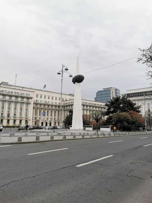 Hop-on Hop-off minibus Tour of Bucharest & Village Museum - Key points to know before booking