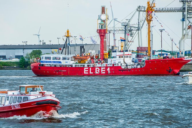 Hop-on hop-off on the water with the Maritime Circle Line in Hamburg - The International Maritime Museum in Kaispeicher B