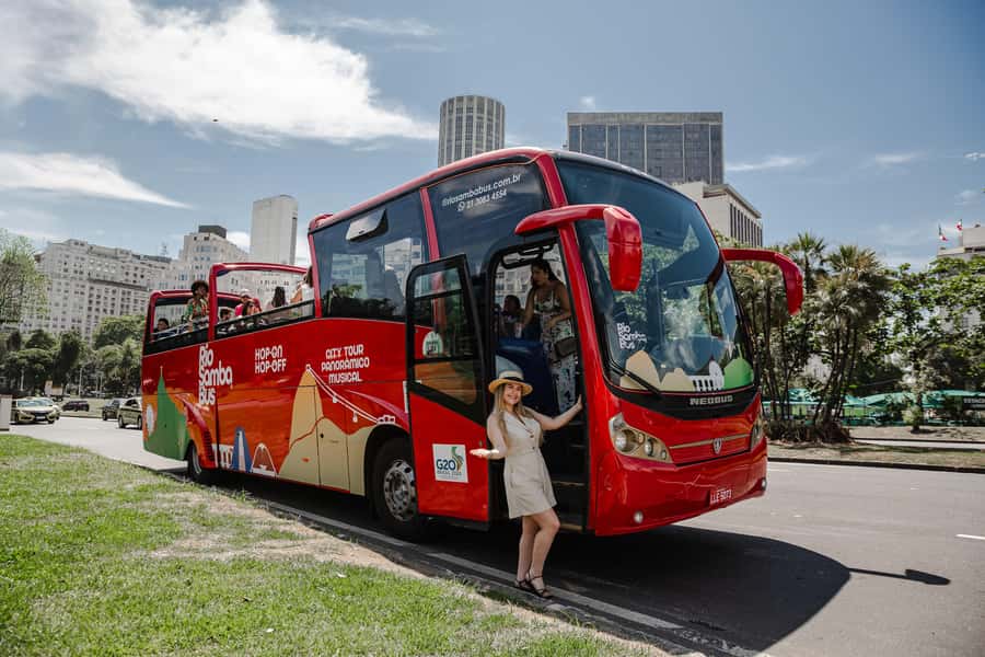 Hop-ON Hop-OFF Sightseeing Bus in Rio de Janeiro - Rio Samba Bus - What the Rio Samba Bus is really good at