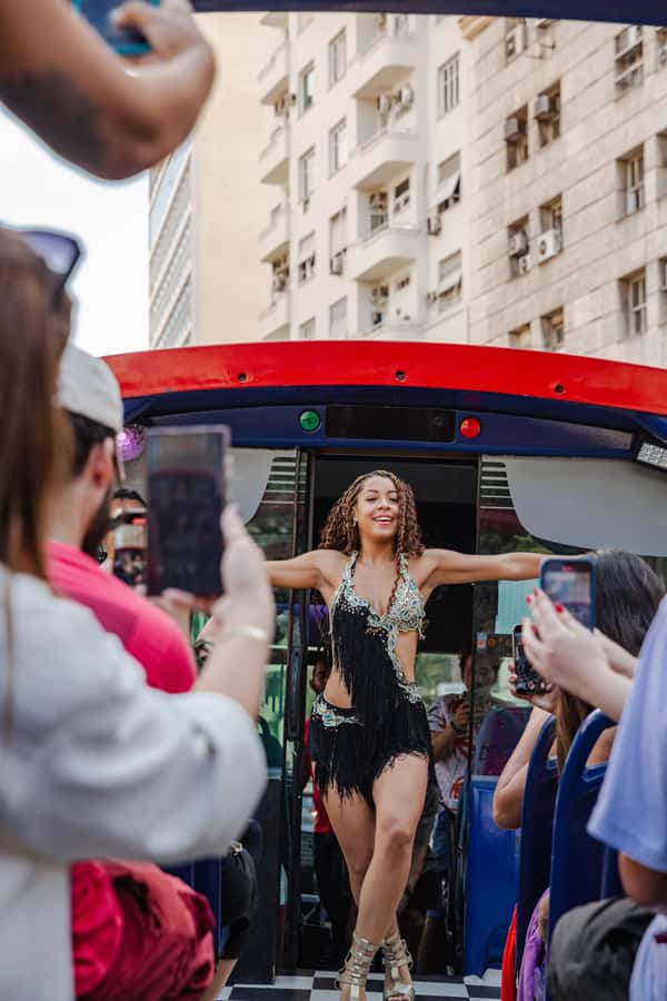 Hop-ON Hop-OFF Sightseeing Bus in Rio de Janeiro - Rio Samba Bus - Copacabana begins the day with easy bearings