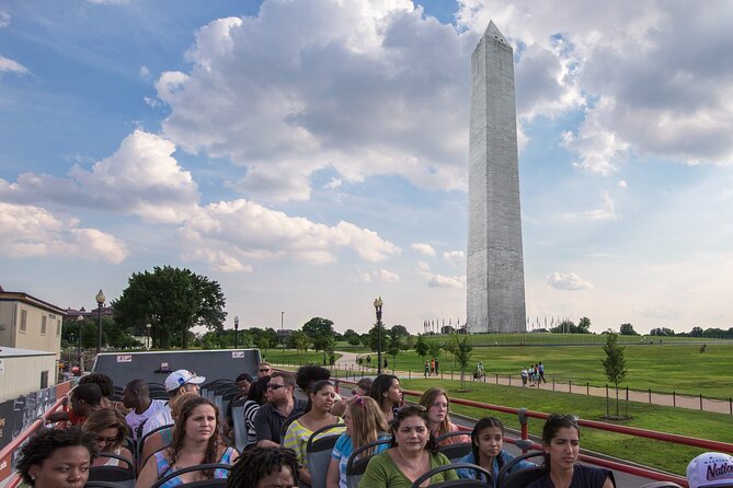 Hop-on Hop-off Sightseeing Tour by Open-top Bus with 18 Stops - The Wharf, Tidal Basin, and the memorials