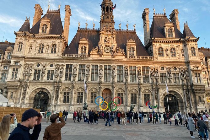 Hop On Paris: City Highlights Tour in a comfortable Minivan - Hotel pickup gives you a calmer start